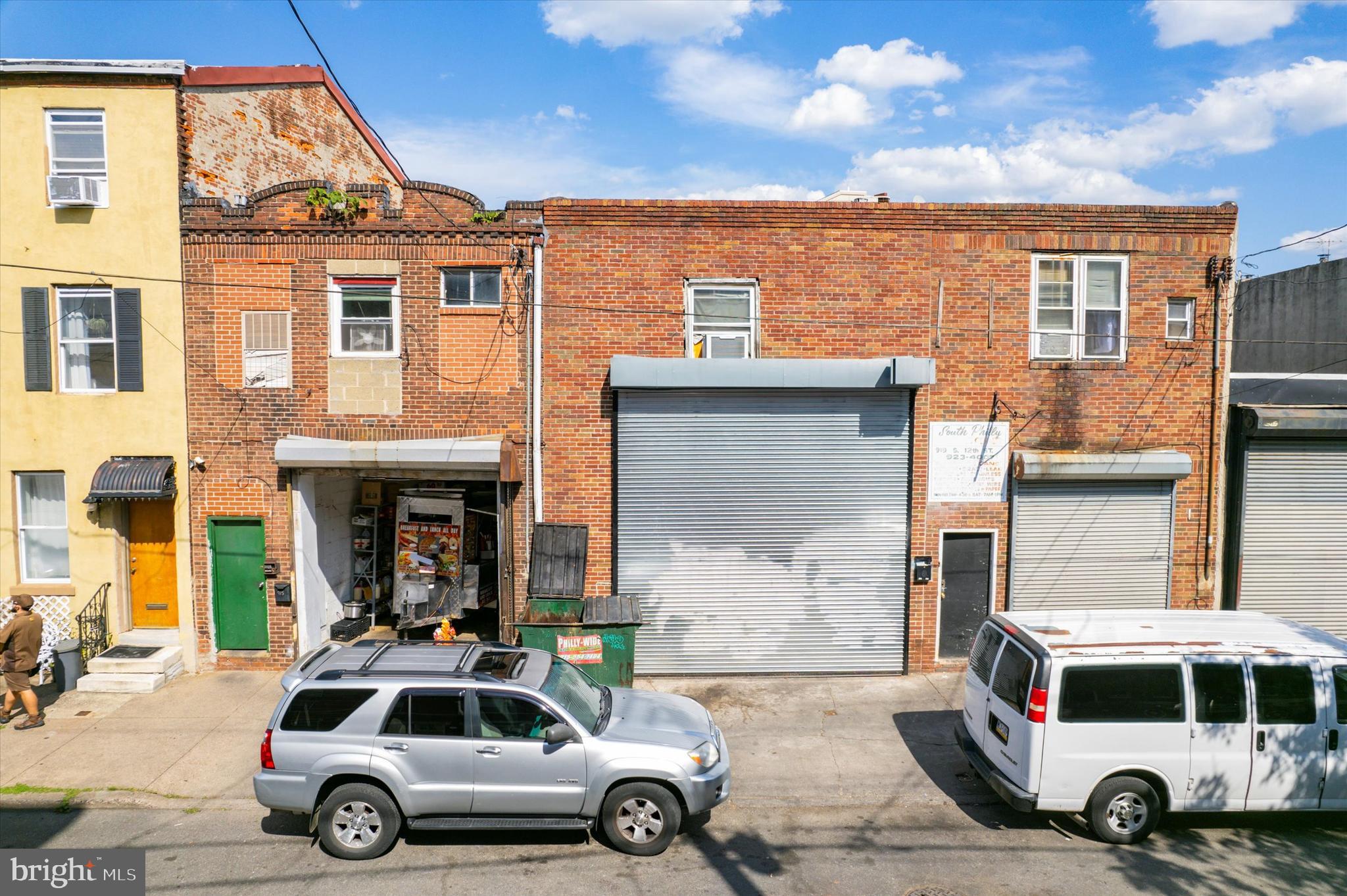 915 South 12th Street Philadelphia, PA 19147 - Photo 3 of 34