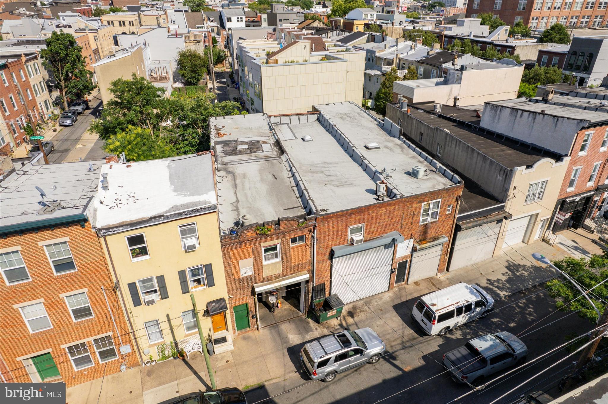 915 South 12th Street Philadelphia, PA 19147 - Photo 5 of 34