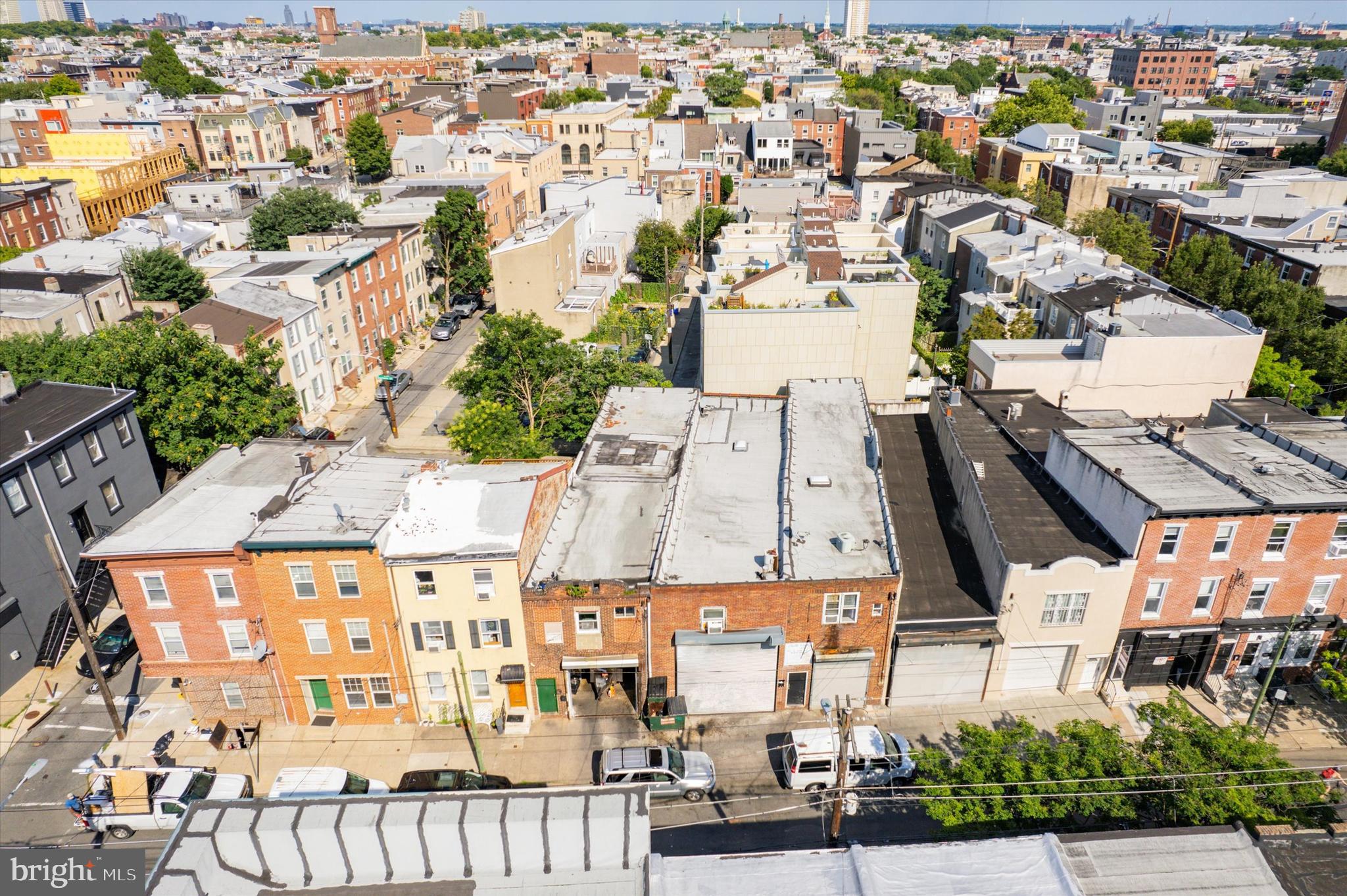 915 South 12th Street Philadelphia, PA 19147 - Photo 8 of 34