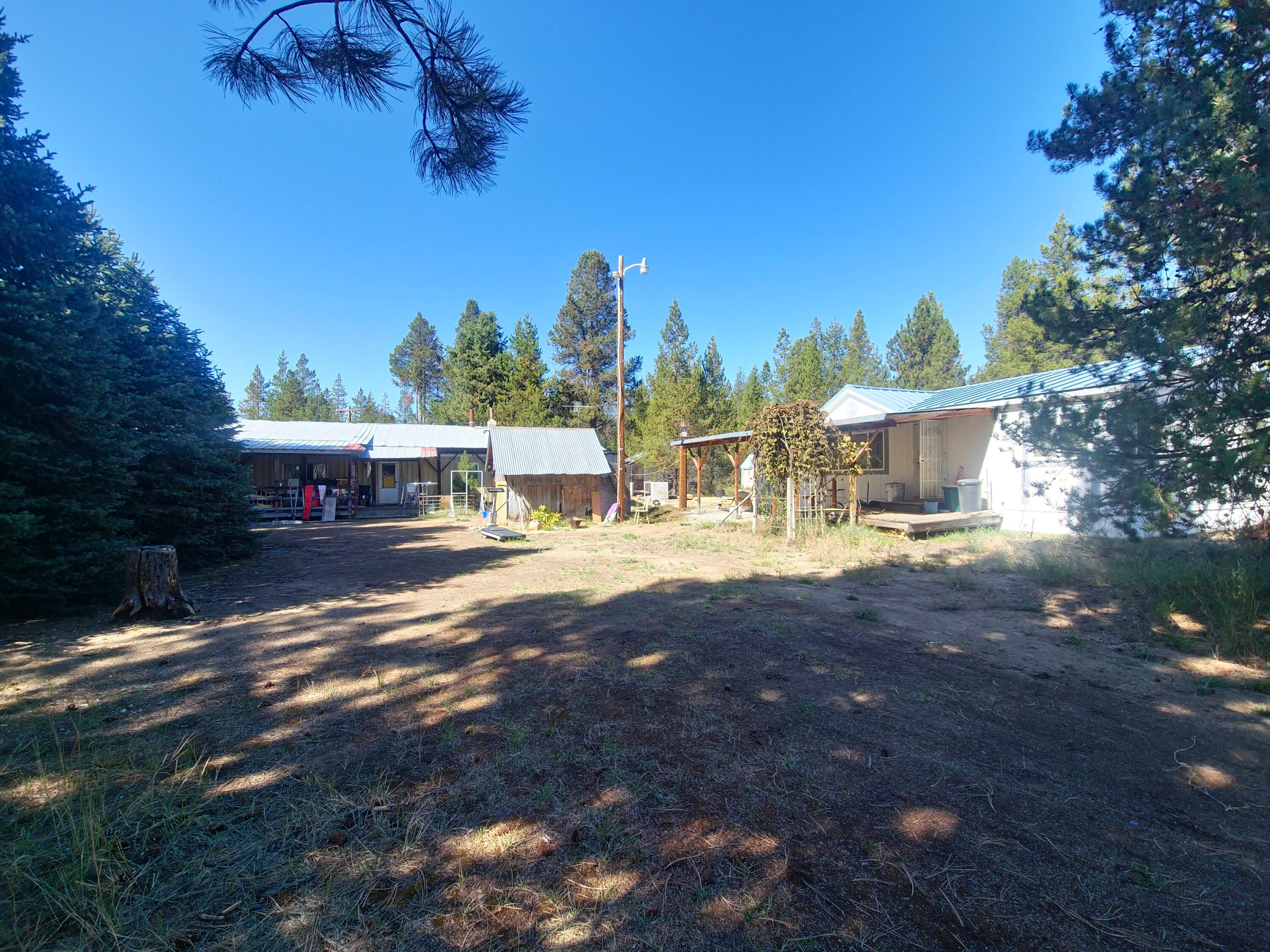 16395 Dawn Road La Pine, OR 97739 - Photo 15 of 33 a view of outdoor space with garden view