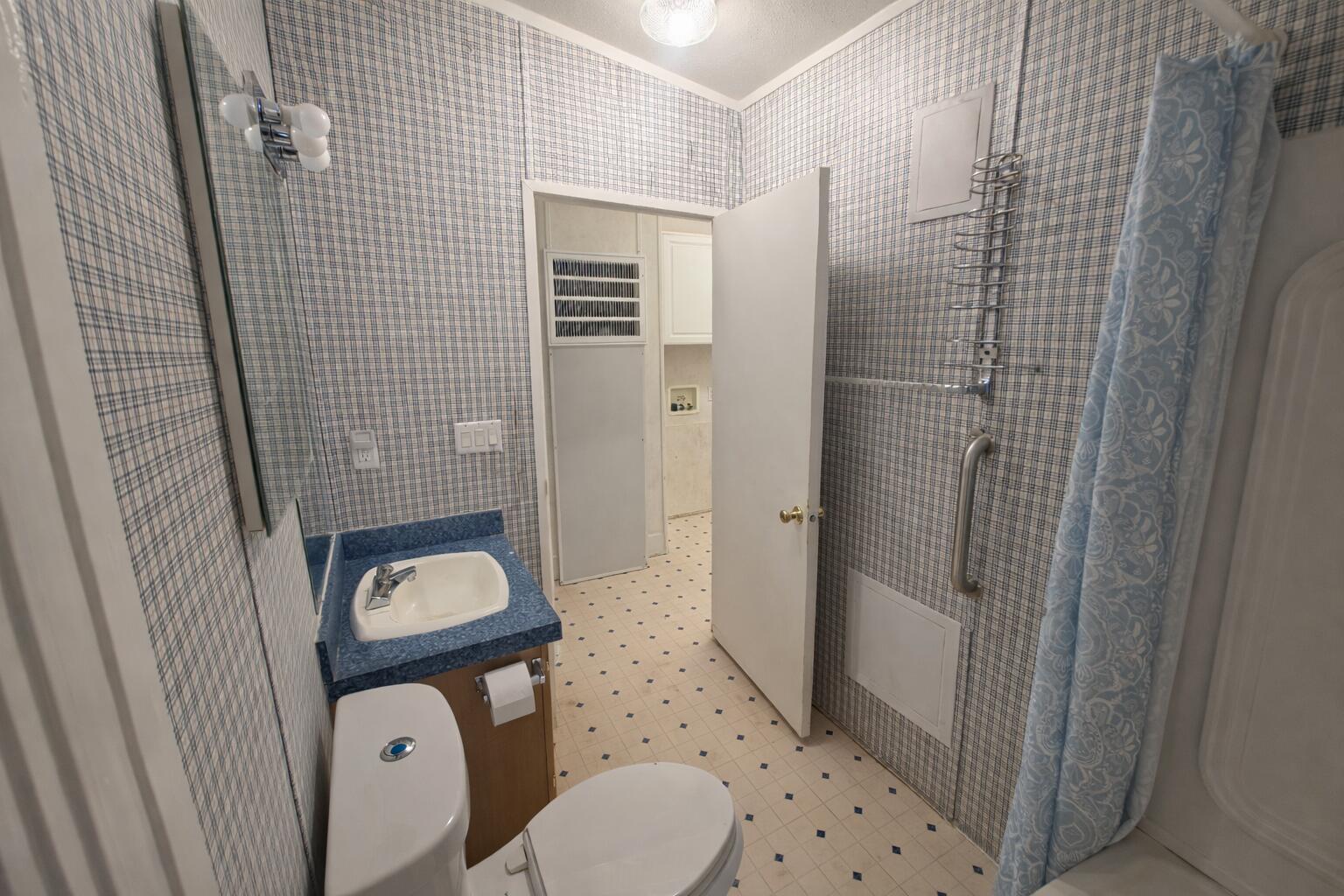 16395 Dawn Road La Pine, OR 97739 - Photo 33 of 33 a bathroom with a toilet and a shower
