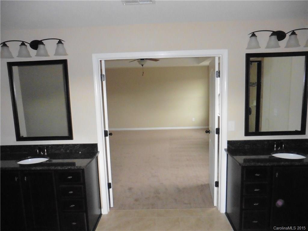 1826 Larkspur Way, Unit 201 Tega Cay, SC 29708 - Photo 10 of 24