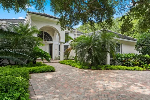 $4,995,000 | 6020 West Suburban Drive, Pinecrest, FL 33156