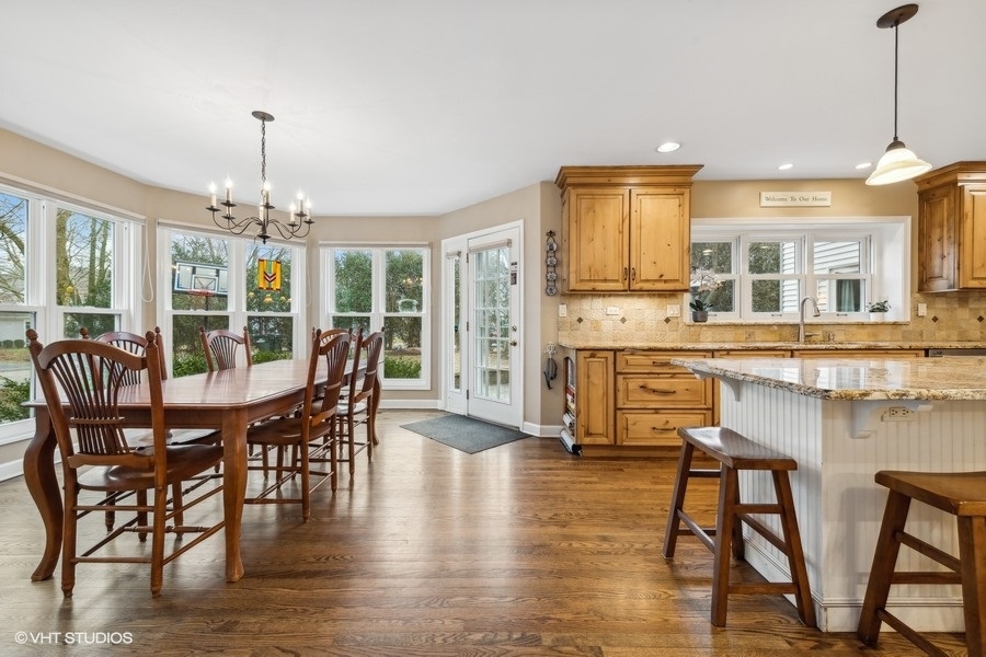 660 Bent Ridge Lane Barrington, IL 60010 - Photo 11 of 55 Gallery Image 11