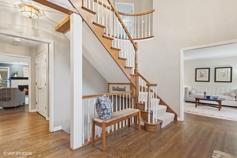 660 Bent Ridge Lane Barrington, IL 60010 - Photo 6 of 55 Gallery Image 6