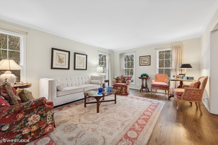 660 Bent Ridge Lane Barrington, IL 60010 - Photo 8 of 55 Gallery Image 8