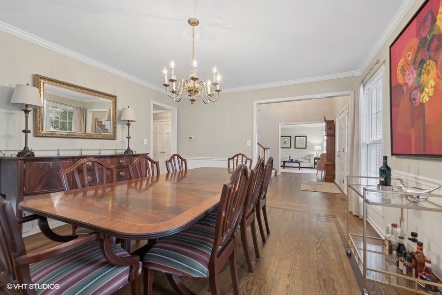 660 Bent Ridge Lane Barrington, IL 60010 - Photo 9 of 55 Gallery Image 9