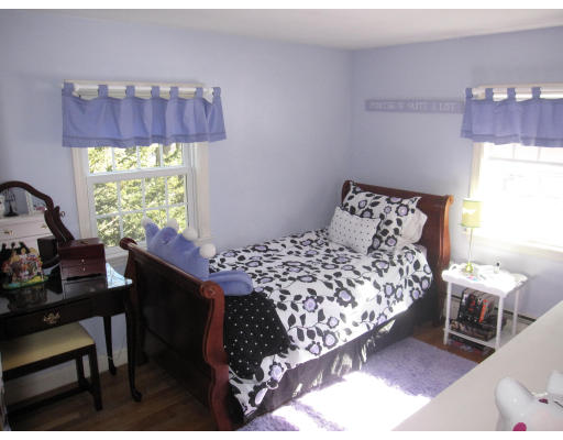 25 Boswell Road Reading, MA 01867 - Photo 7 of 19 Gallery Image 7