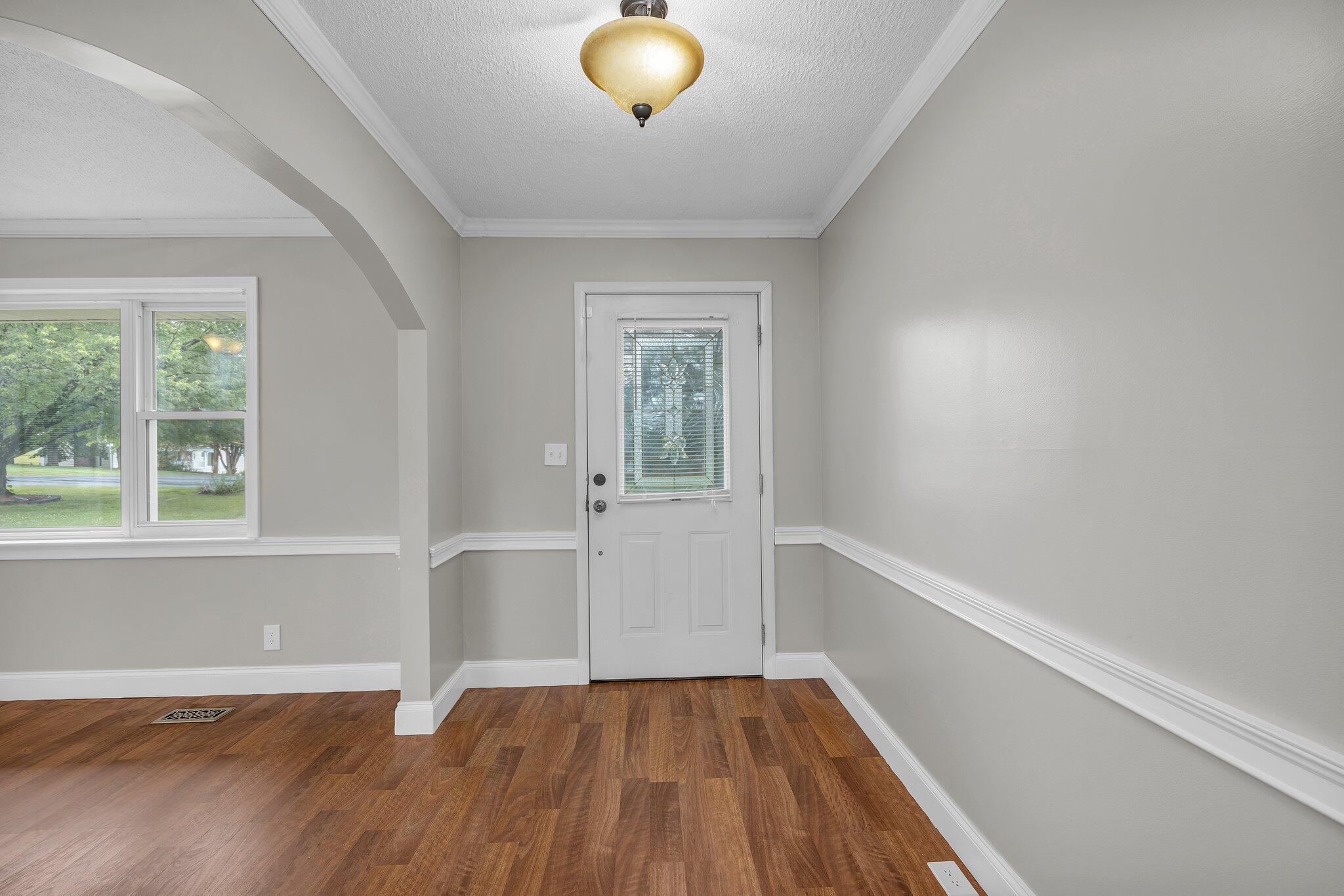 318 Ricky Drive Dalton, GA 30721 - Photo 6 of 29 11-web-or-mls-4T1A1697