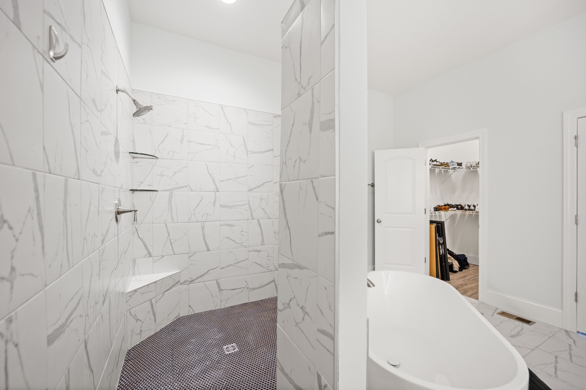 1008 Quillen Way Lebanon, TN 37087 - Photo 16 of 45 a bathroom with a sink a toilet and shower