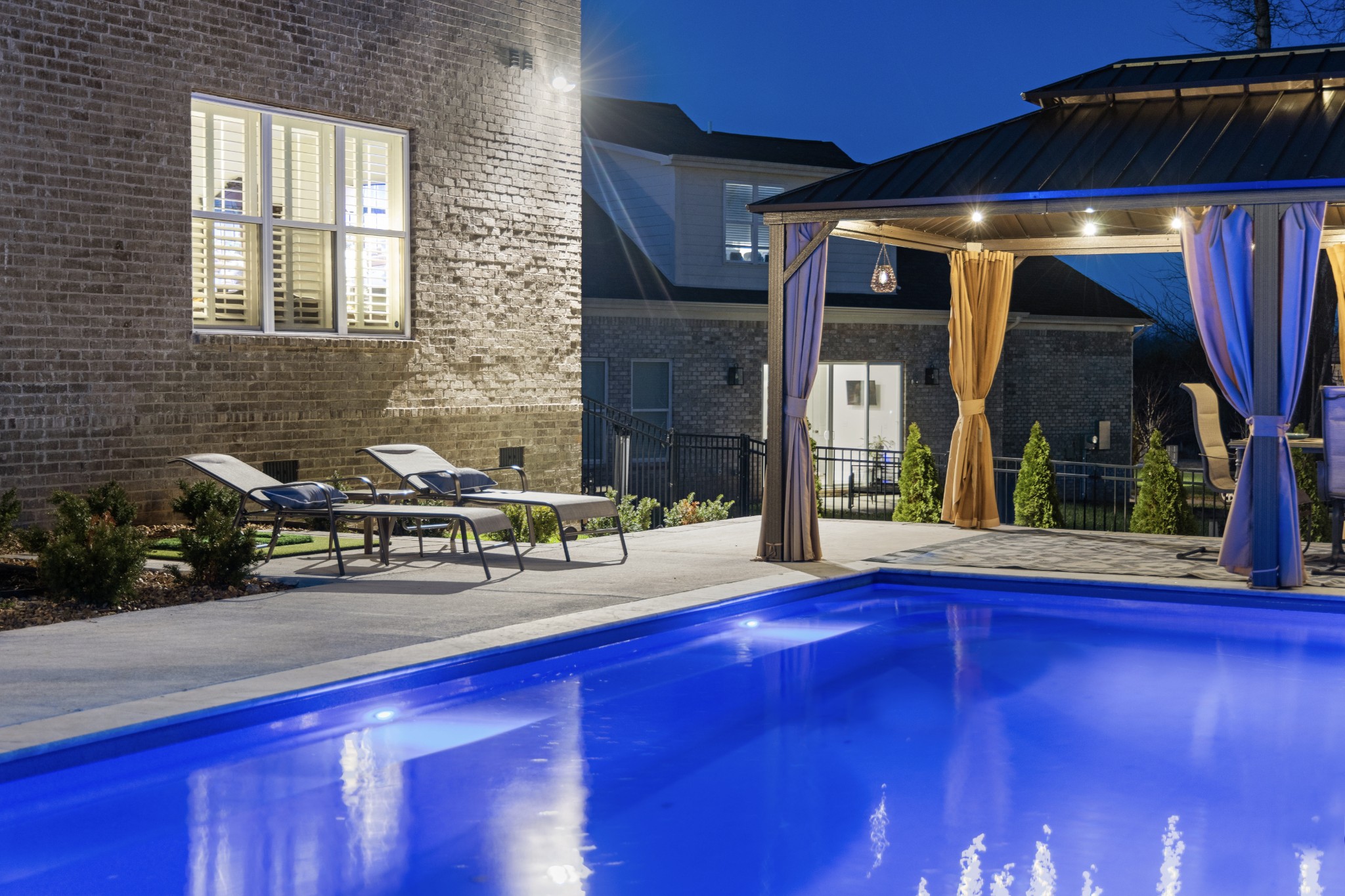 1008 Quillen Way Lebanon, TN 37087 - Photo 41 of 45 a view of a lobby with a couch and wooden floor
