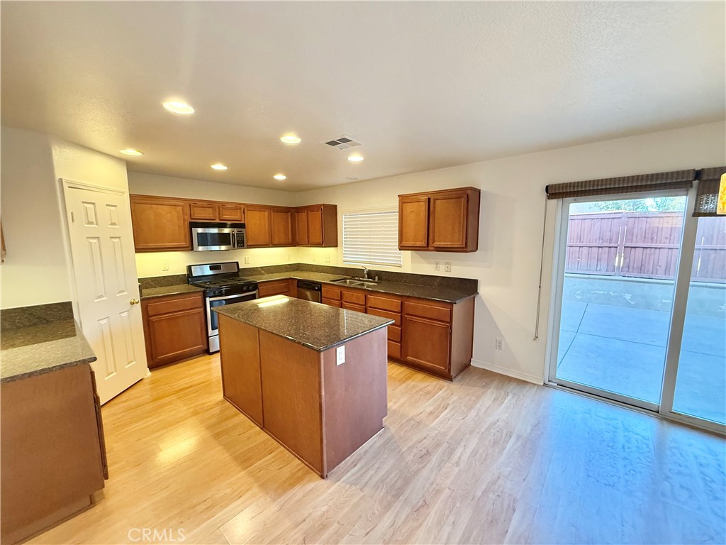 37945 Encanto Road Murrieta, CA 92563 - Photo 3 of 9