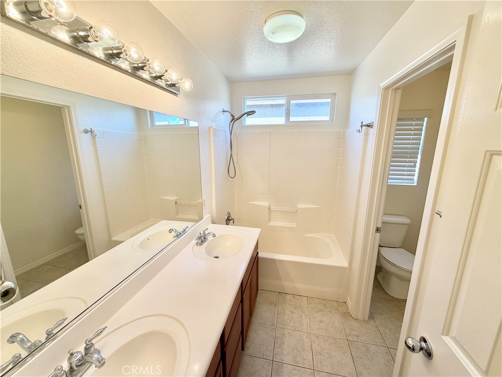 37945 Encanto Road Murrieta, CA 92563 - Photo 6 of 9