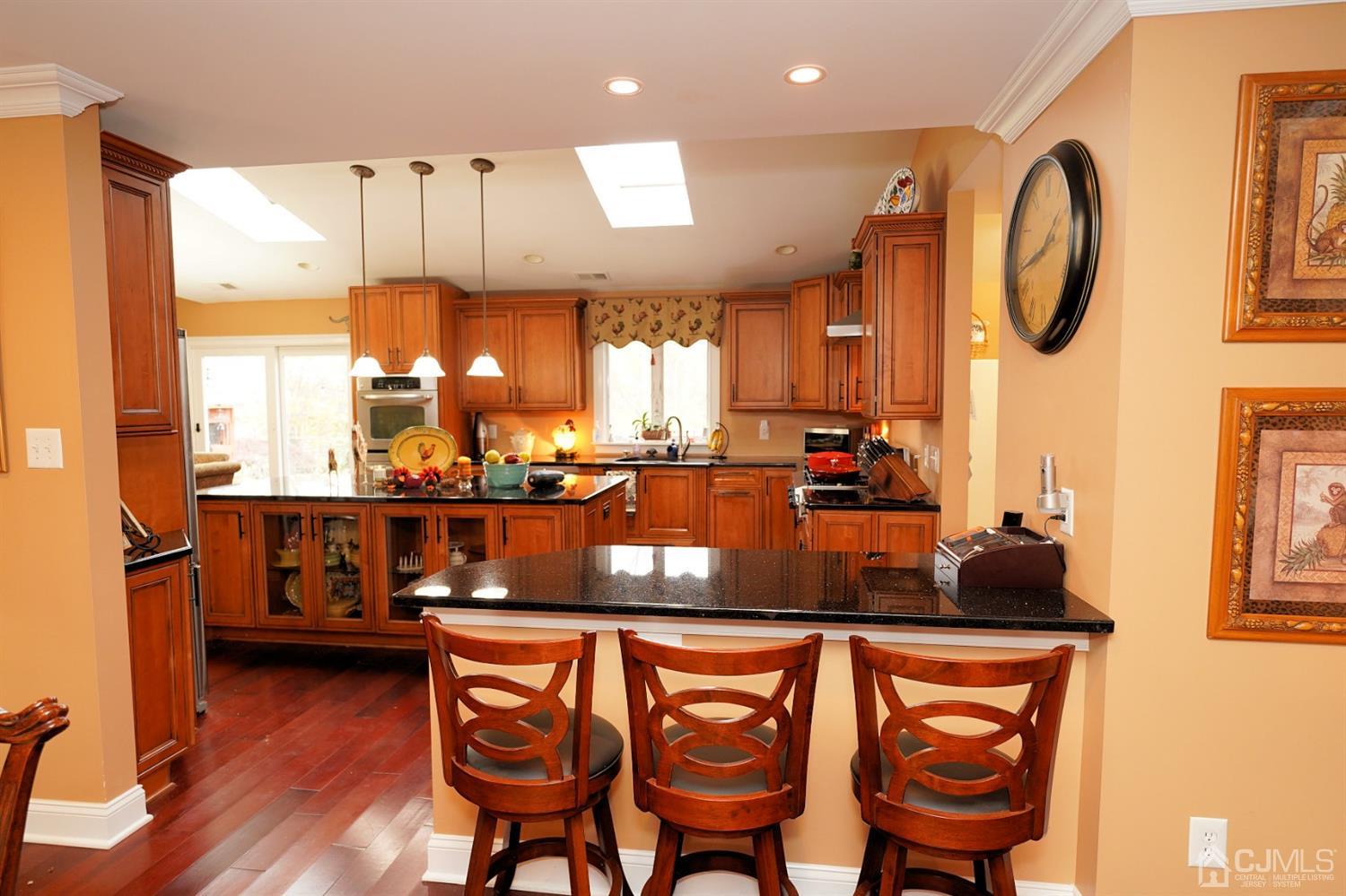 56 Kingsley Road Kendall Park, NJ 08824 - Photo 15 of 62