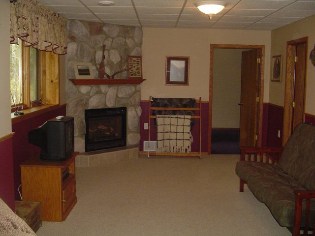 33 Riverside Road Esko, MN 55733 - Photo 7 of 8 Gallery Image 7