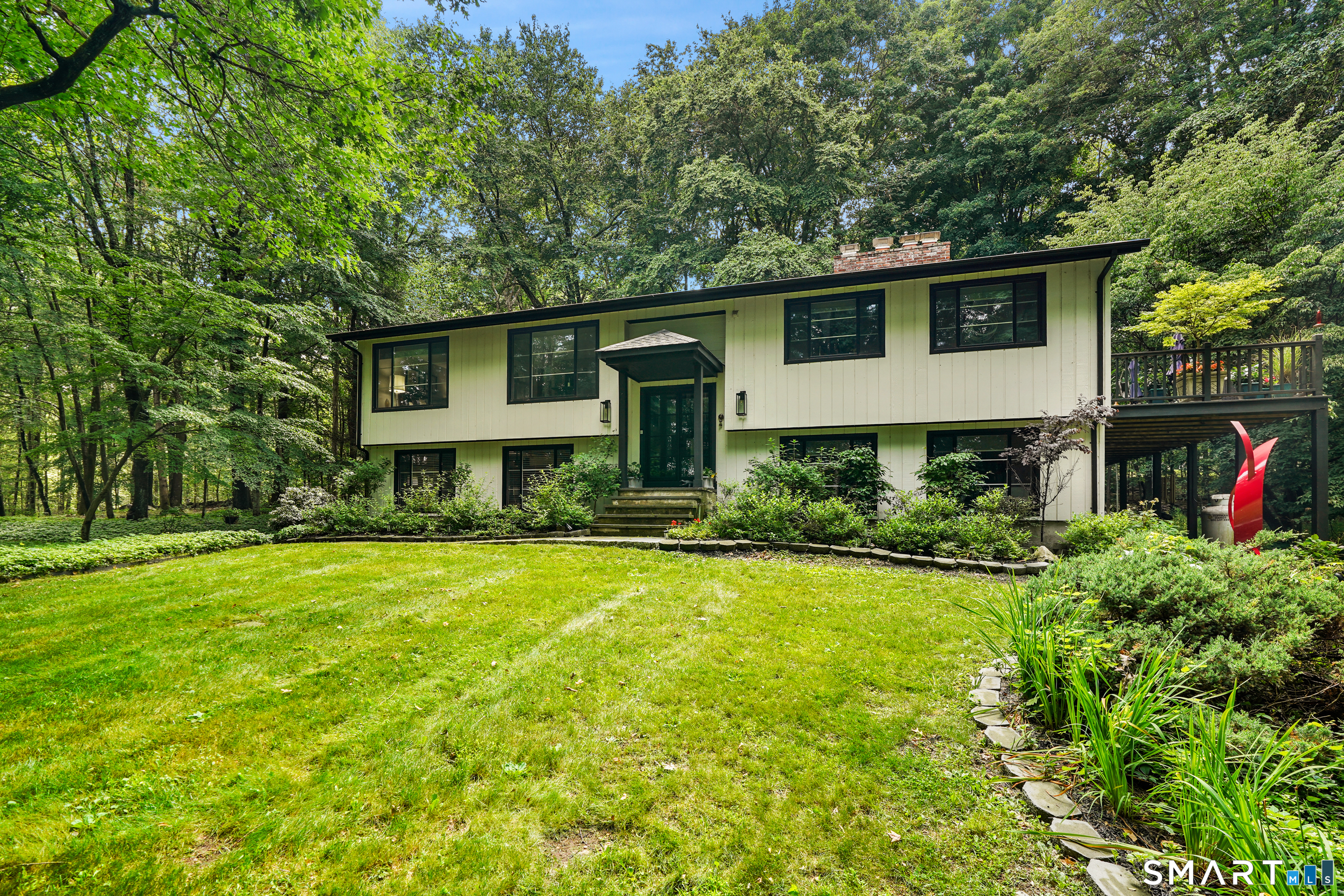 41 Silver Hill Road Ridgefield, CT 06877 - Photo 2 of 39