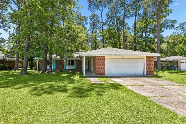 113 West Pinewood Drive Slidell, LA 70458 - Photo 1 of 16