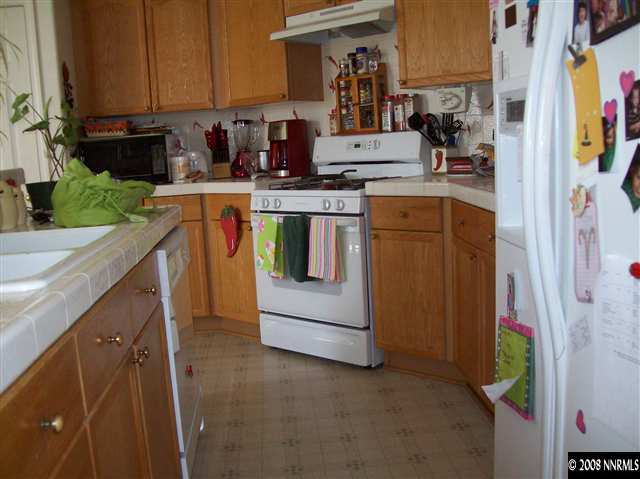 9470 Long River Drive Reno, NV 89506 - Photo 2 of 7 Photo 2