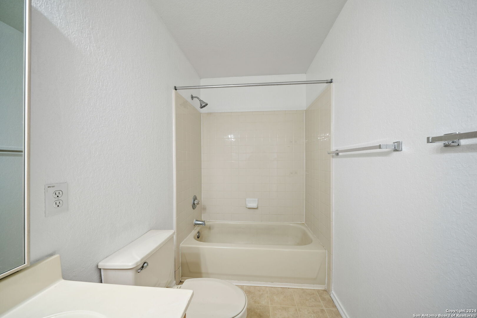7 Kenrock Ridge San Antonio, TX 78254 - Photo 16 of 19