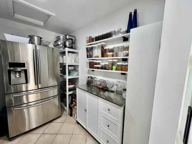 $4,850 | 5570 Southwest 9th Court, Margate, FL 33068