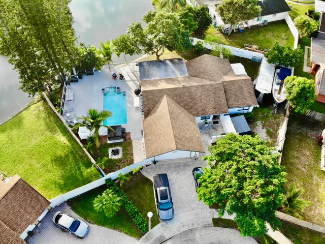 $4,850 | 5570 Southwest 9th Court, Margate, FL 33068