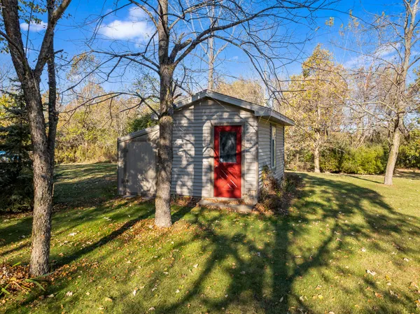 $649,900 | N7491 Bay Drive, La Grange, WI 53121