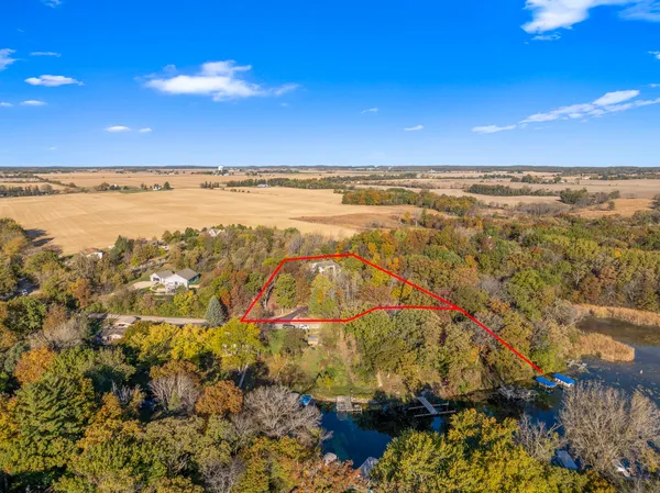 $649,900 | N7491 Bay Drive, La Grange, WI 53121