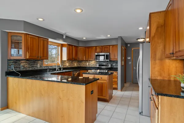 $649,900 | N7491 Bay Drive, La Grange, WI 53121