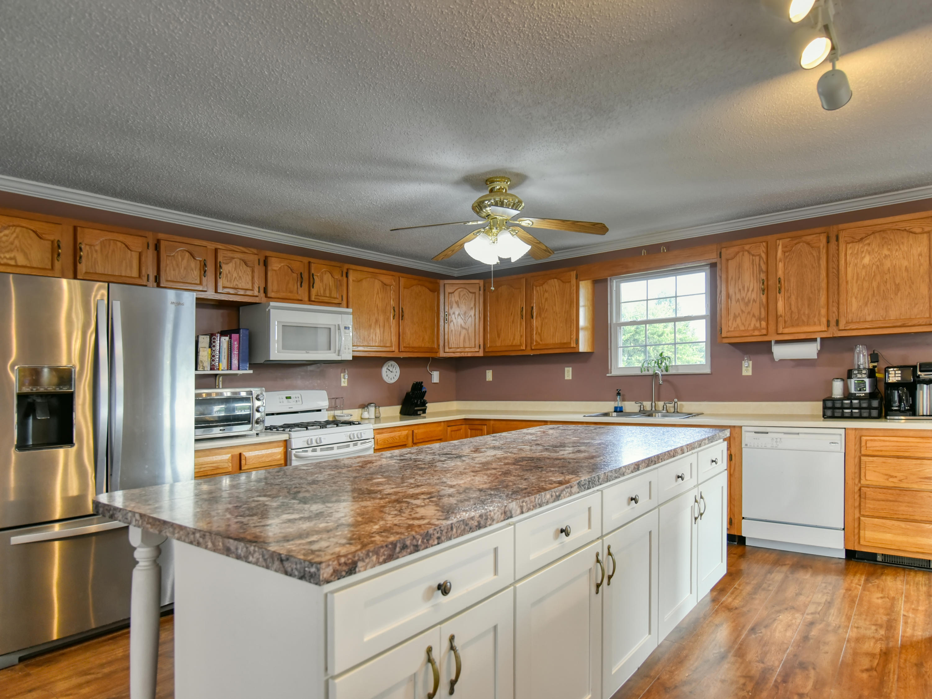 10096 Rutledge Pike Corryton, TN 37721 - Photo 6 of 37 10096 Rutledge Pike 12