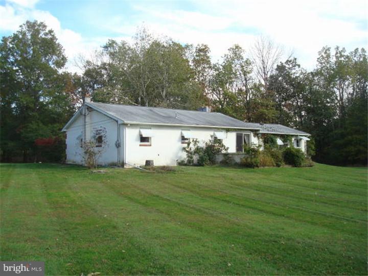 2928 Upper Ridge Road Pennsburg, PA 18073 - Photo 5 of 10