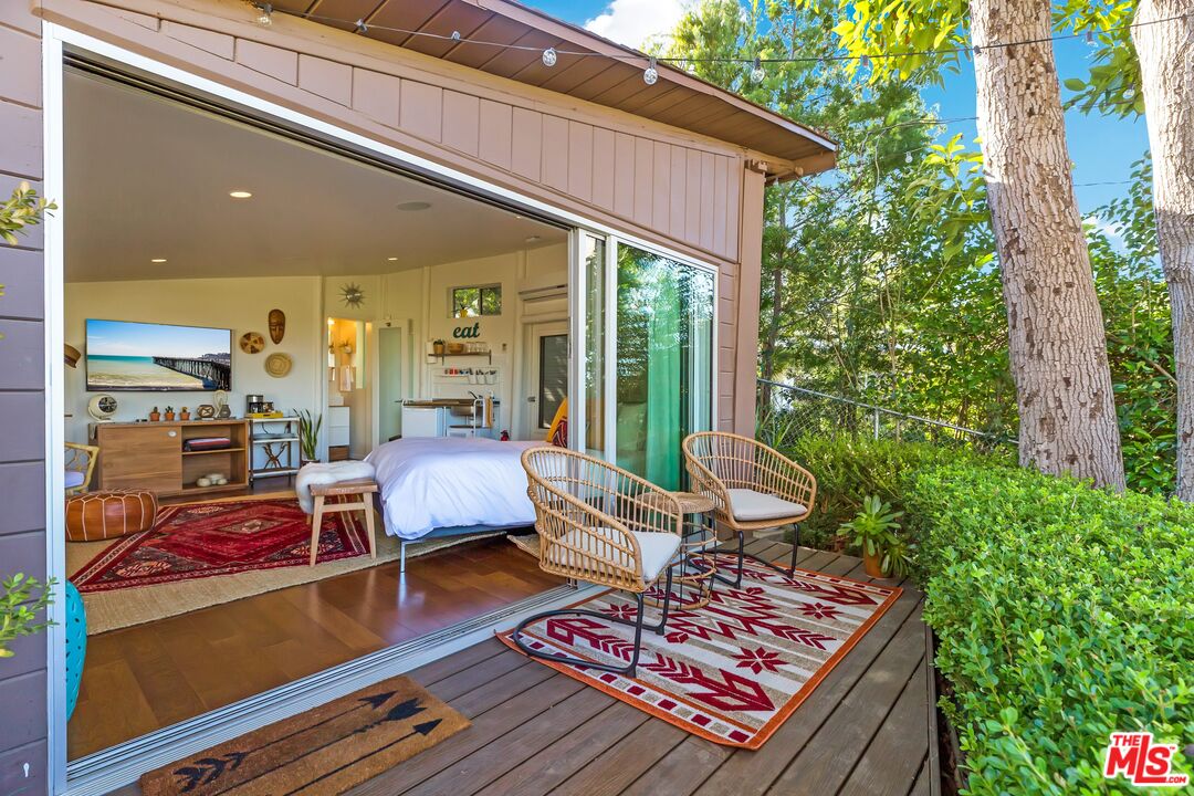 3601 Berry Drive Studio City, CA 91604 - Photo 46 of 70