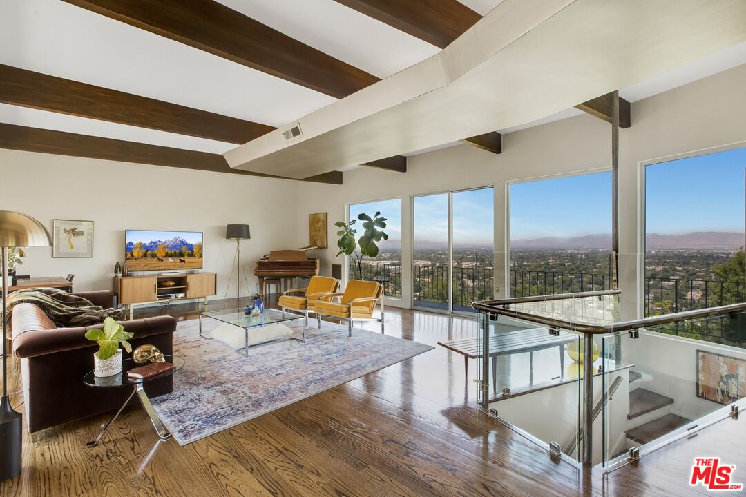 3601 Berry Drive Studio City, CA 91604 - Photo 5 of 70