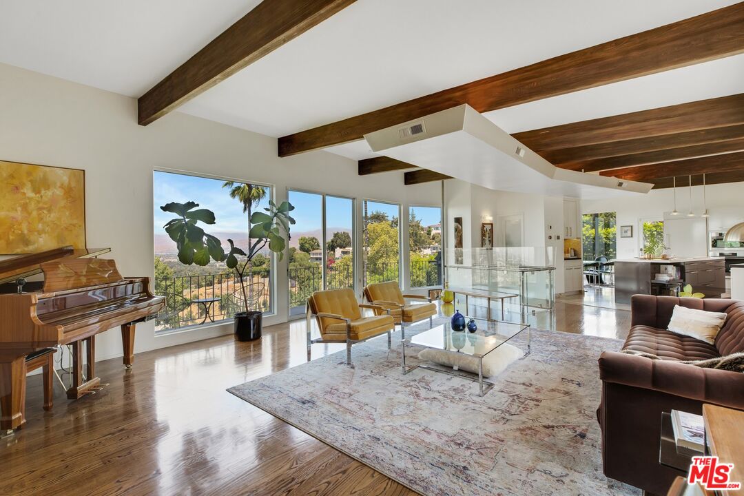 3601 Berry Drive Studio City, CA 91604 - Photo 8 of 70