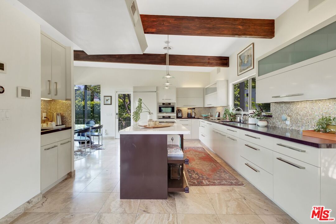 3601 Berry Drive Studio City, CA 91604 - Photo 10 of 70