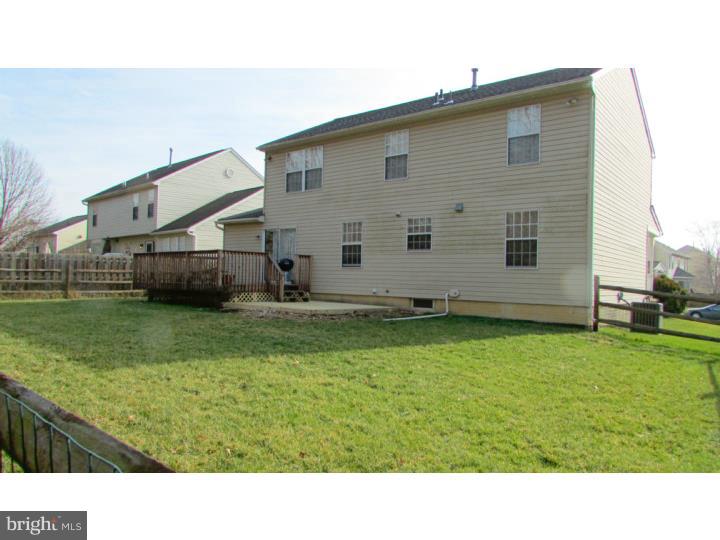 302 Macduff Road Newark, DE 19711 - Photo 21 of 25 Exterior Back