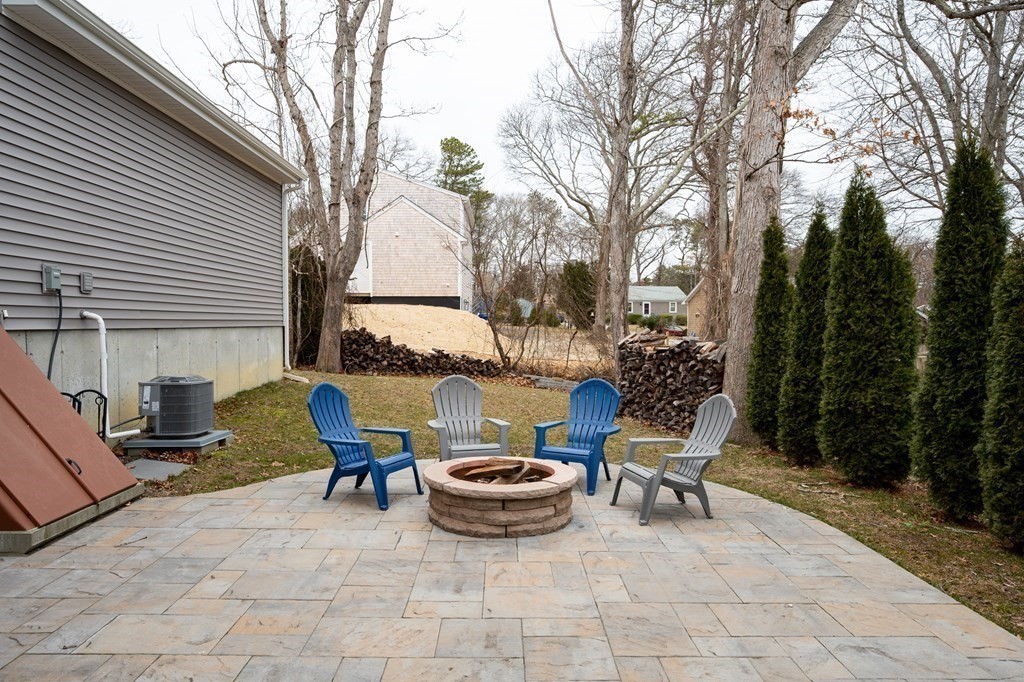 14 Fox Run Road Bourne, MA 02562 - Photo 32 of 36