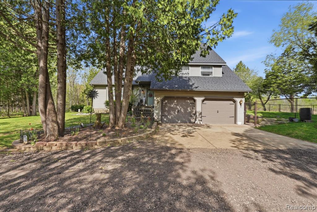 1615 North Five Lakes Road Lapeer, MI 48446 - Photo 8 of 36