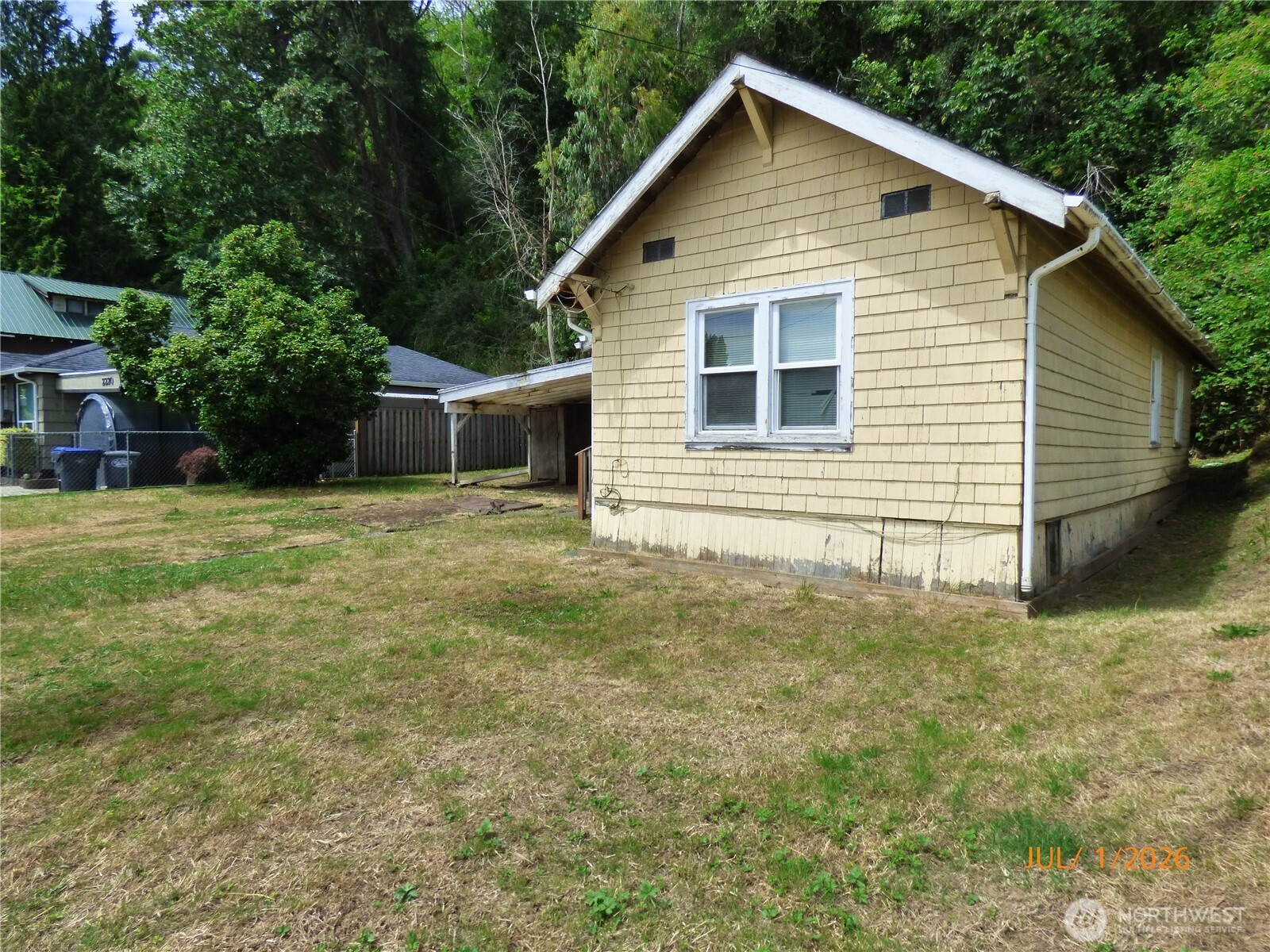 2218 West 5th Street Aberdeen, WA 98520 - Photo 4 of 12