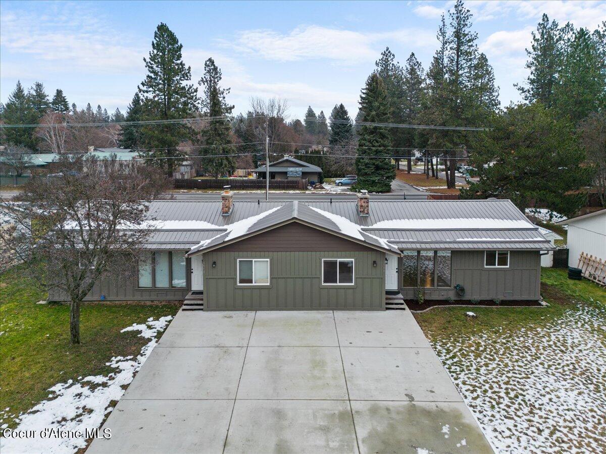 05-Aerial front of home