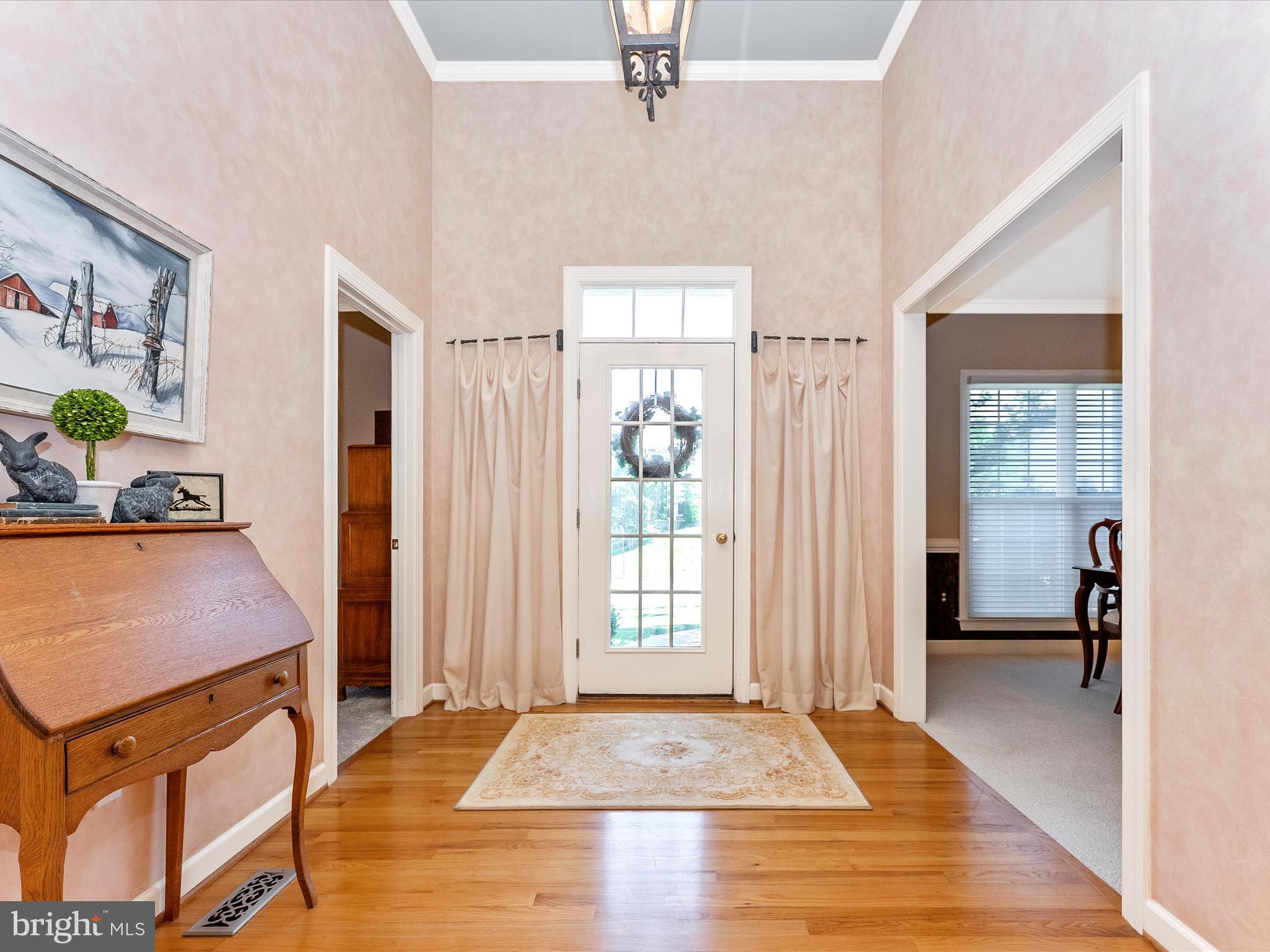 207 Rod Circle Middletown, MD 21769 - Photo 4 of 62 Foyer
