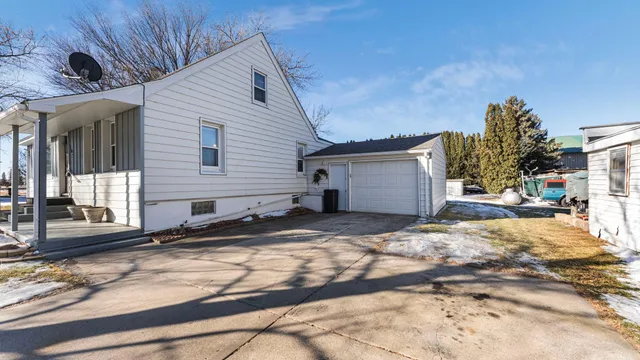 $150,000 | 103 Schaaf Street, Murdock, MN 56271