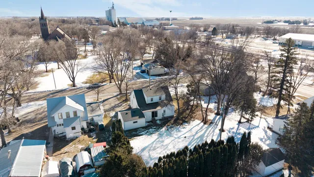 $150,000 | 103 Schaaf Street, Murdock, MN 56271