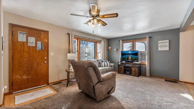 $150,000 | 103 Schaaf Street, Murdock, MN 56271