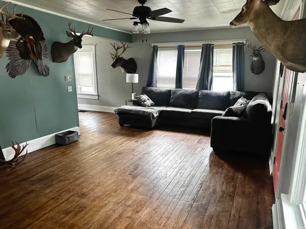 $167,400 | 105 East Washington Street, Attica, IN 47918