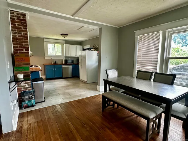 $167,400 | 105 East Washington Street, Attica, IN 47918