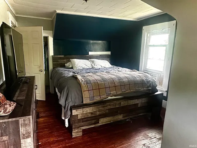 $167,400 | 105 East Washington Street, Attica, IN 47918