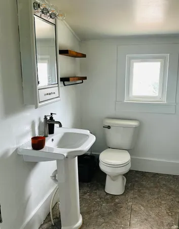 $167,400 | 105 East Washington Street, Attica, IN 47918