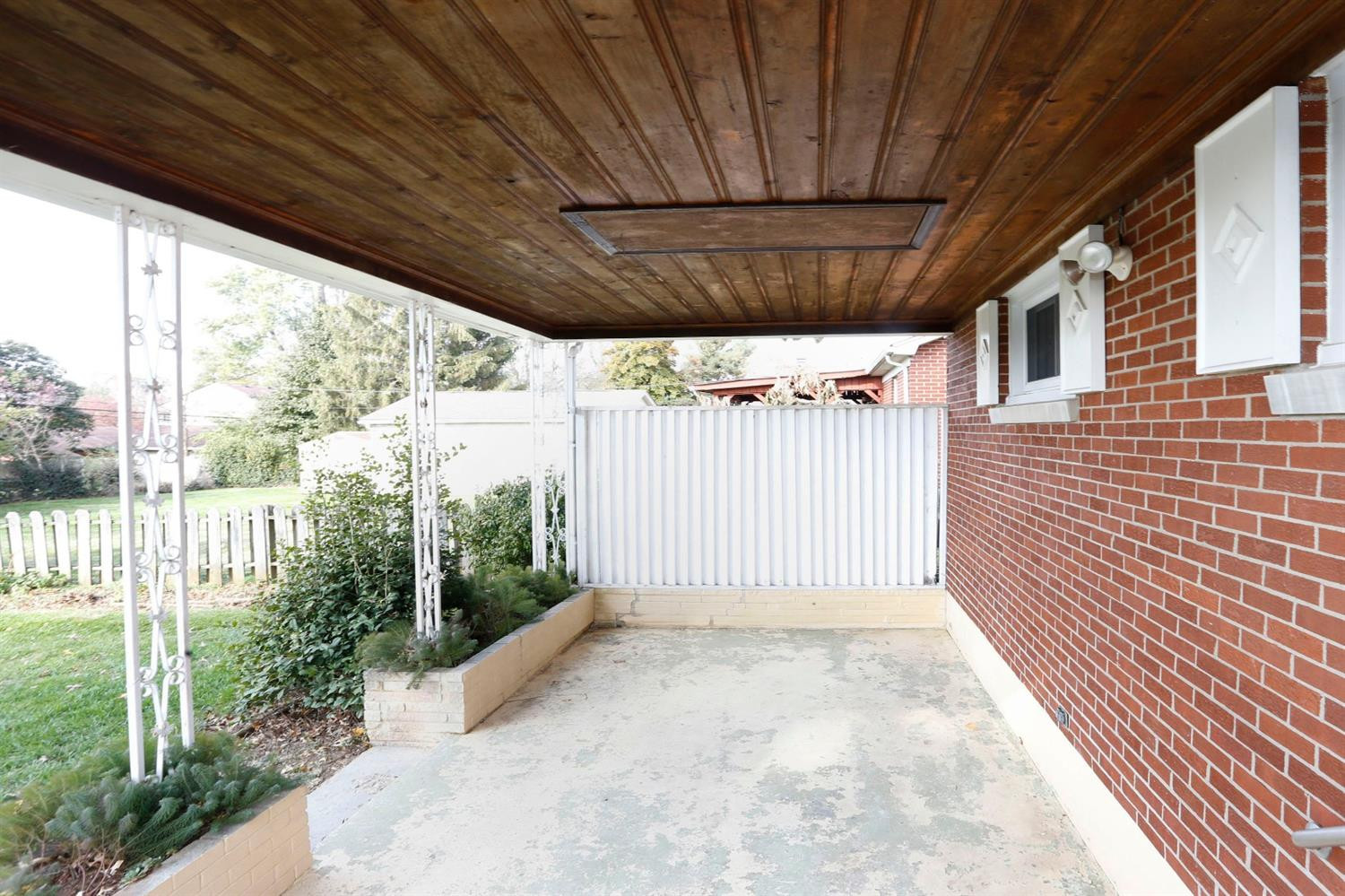 804 Laurel Hill Road Lexington, KY 40504 - Photo 23 of 33 Photo 23