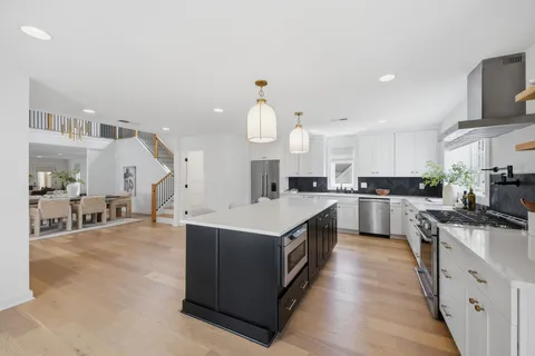 $1,325,000 | 2910 B Primrose Circle, Nashville, TN 37212