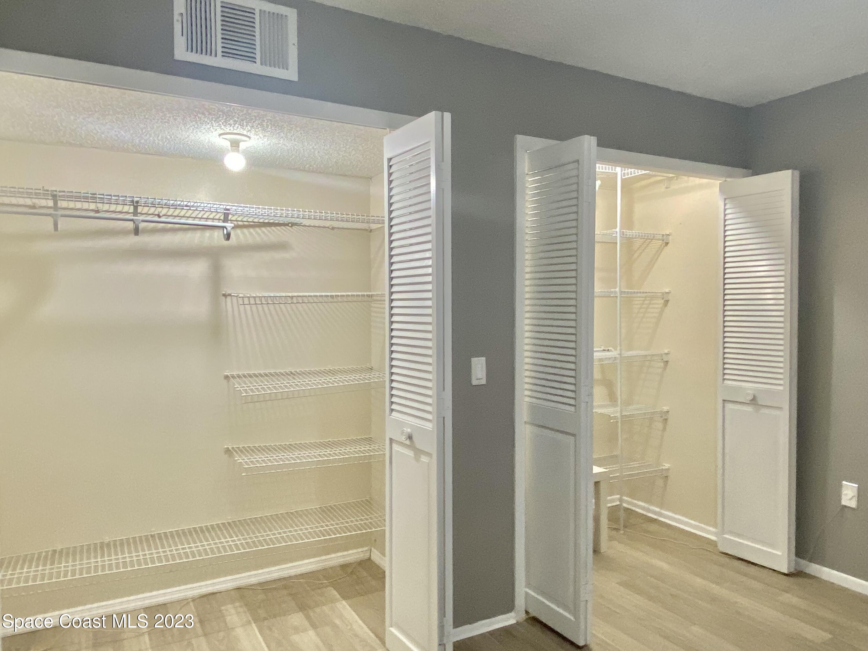 664 Cedar Side Circle Northeast Palm Bay, FL 32905 - Photo 14 of 20 a bathroom with a shower